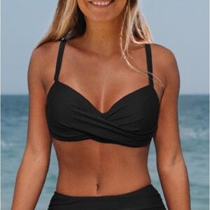 BeachSissi Twist Front Solid High Waist Bikini TOP ONLY, Size Large, NWT‎